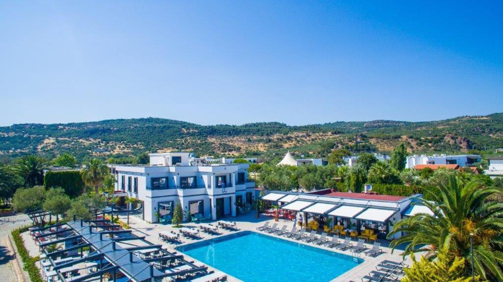Club Kavala Beach Hotel Assos Exterior photo